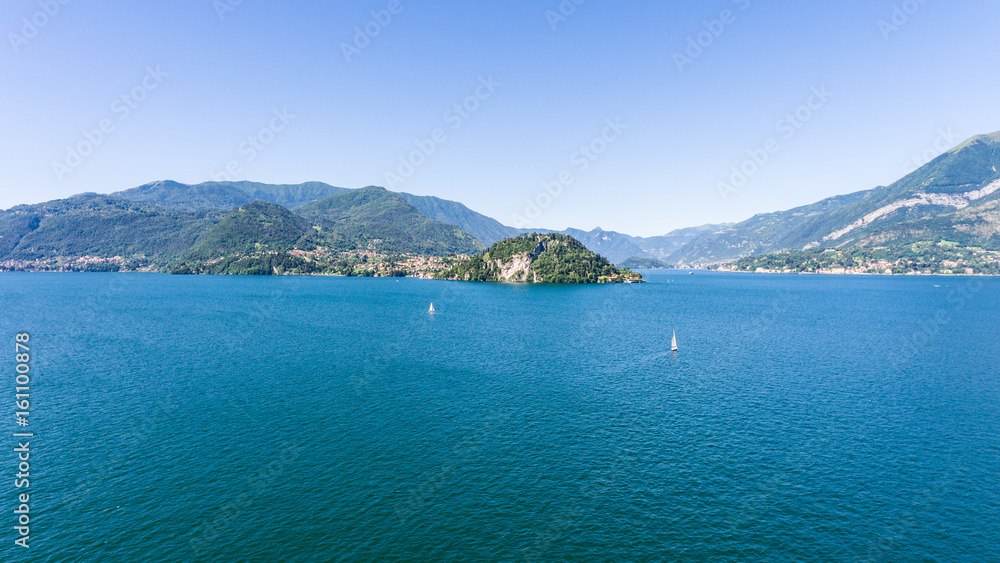 Sail boat on Como lake - Bellagio