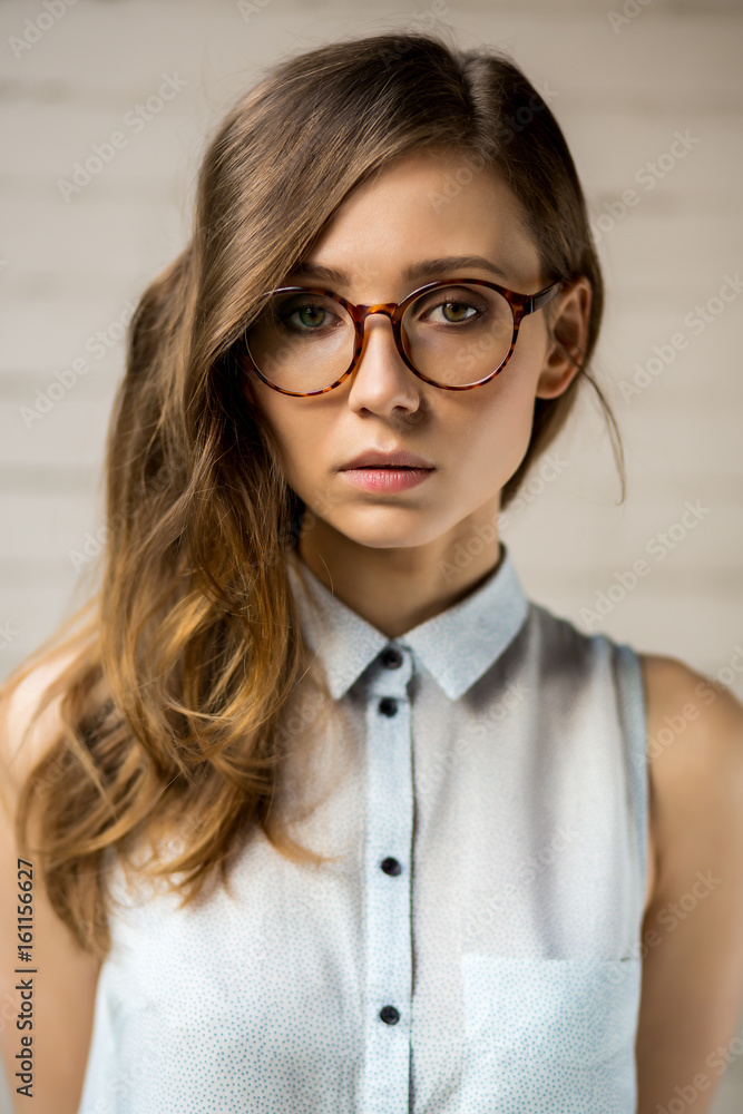 Close Up Of A Pretty Woman Wearing Glasses Stock Photo - Download Image Now  - 2015, Adult, Beautiful People - iStock