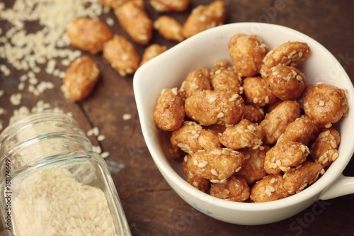 nut coated with sugar seasame