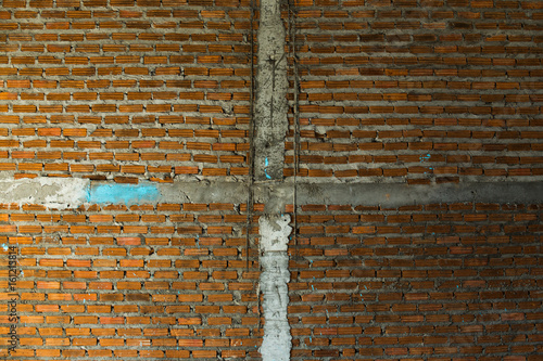 Wall made from Brick show Pattern that Arrange High and Wide