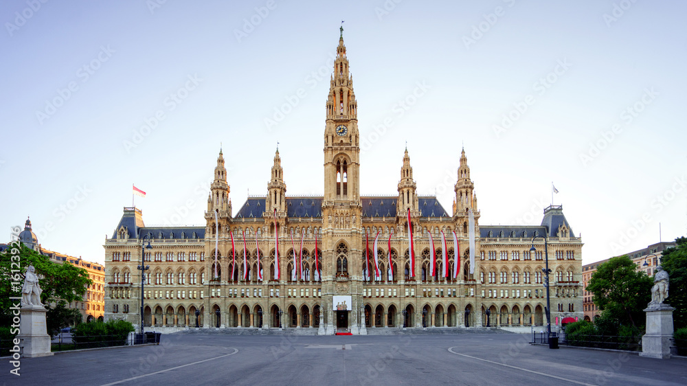 The city hall of Vienna - Wiener Rathaus (Neues Rathaus) in 4K UHD widescreen