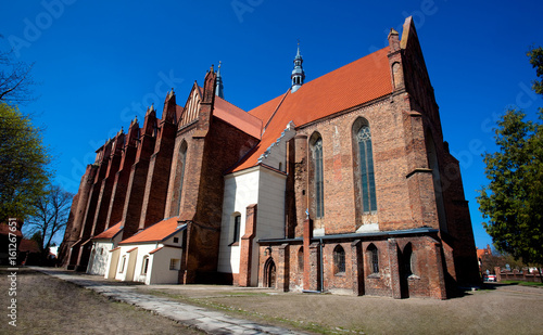 Gotycki kościół farny Wniebowzięcia NMP w Chełmnie, Polska 