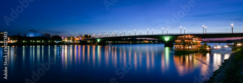 Bonn - Kennedybrücke zur Blauen Stunde  Deutschland © majonit