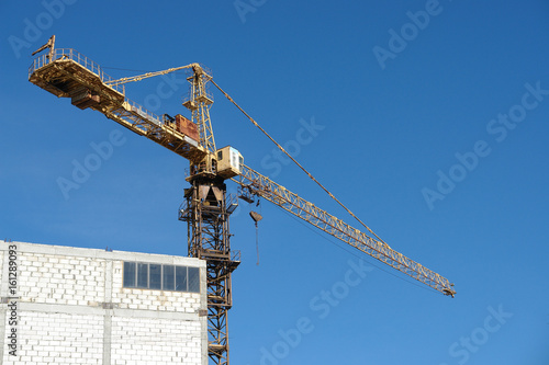 Tower crane on construction...