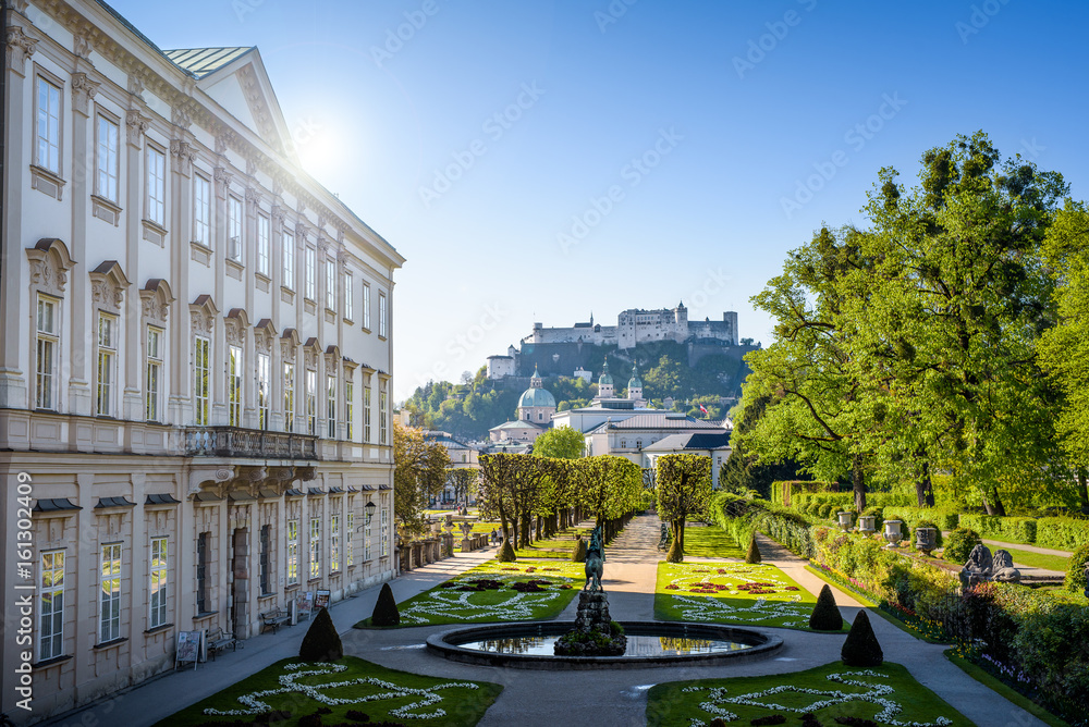 Naklejka premium Pałac i Ogrody Mirabell, Salzburg, Austria