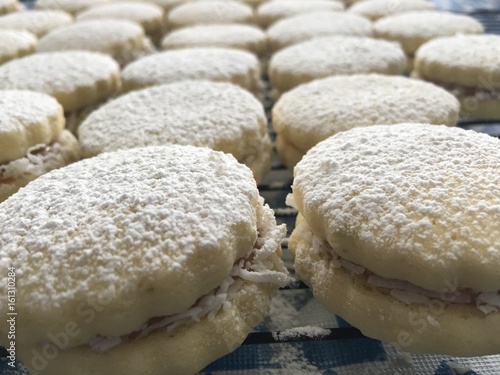 alfajores galletas postre