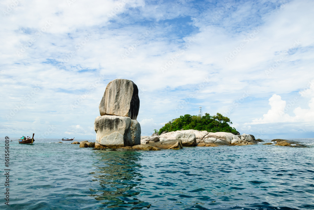 Koh Hin son, Overlap rock island, Near lipe island, Satun, Thailand
