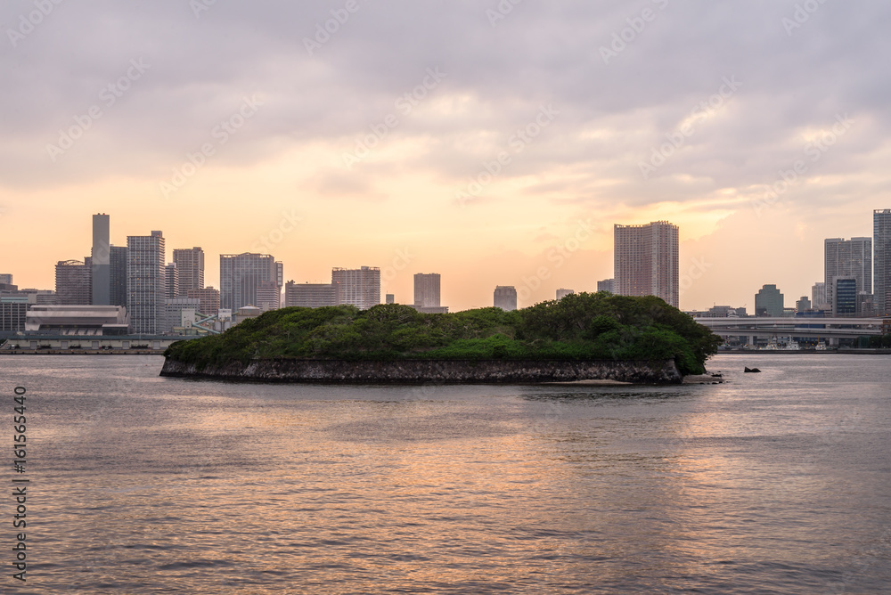 Sunset glow in Tokyo Bay - 東京湾の夕焼け４