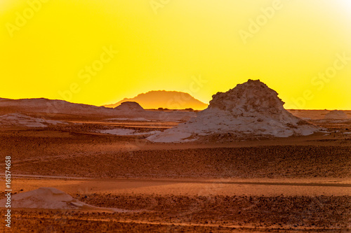 The dazzling and colored twilight of the white Desert.