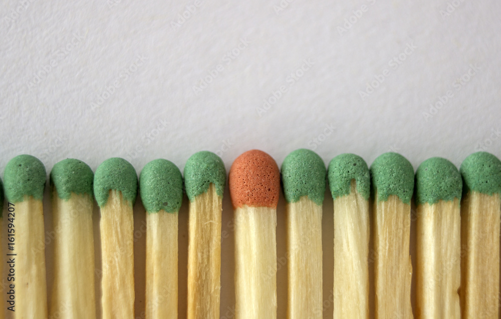 Matches are added to the line, touching each other, and the middle is red Matches are added to the line, touching each other, and the middle is red