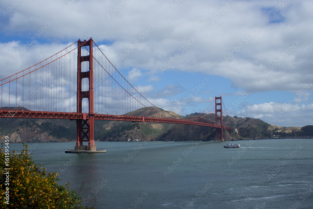 Golden Gate Bridge from Presidio