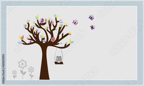 Árbol con búhos y marco azul.