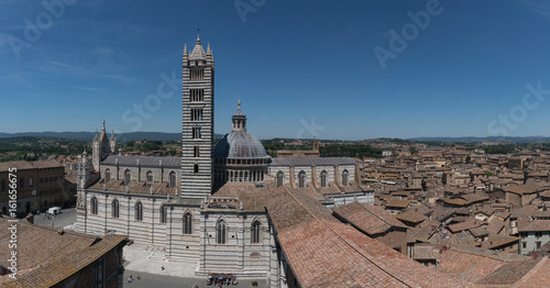 Obraz na płótnie Dom in Siena aus der Vogelperspektive w salonie