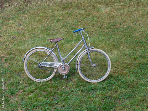 small classic women's bicycle for child