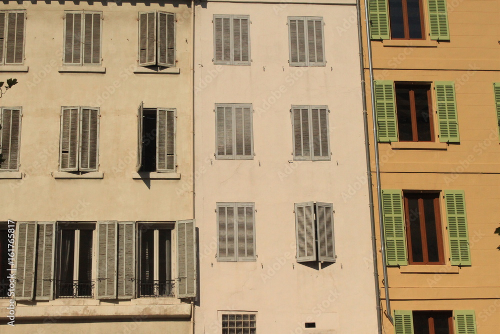 Typisch Marseille: Fassaden im Stadtkern der Hafenstadt