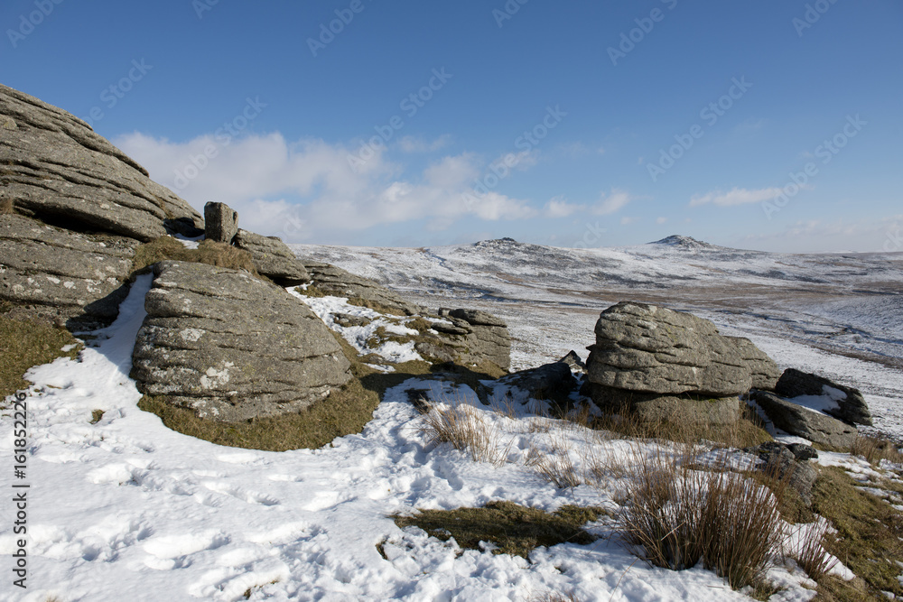 Obraz premium Dartmoor in snow from widgery's cross