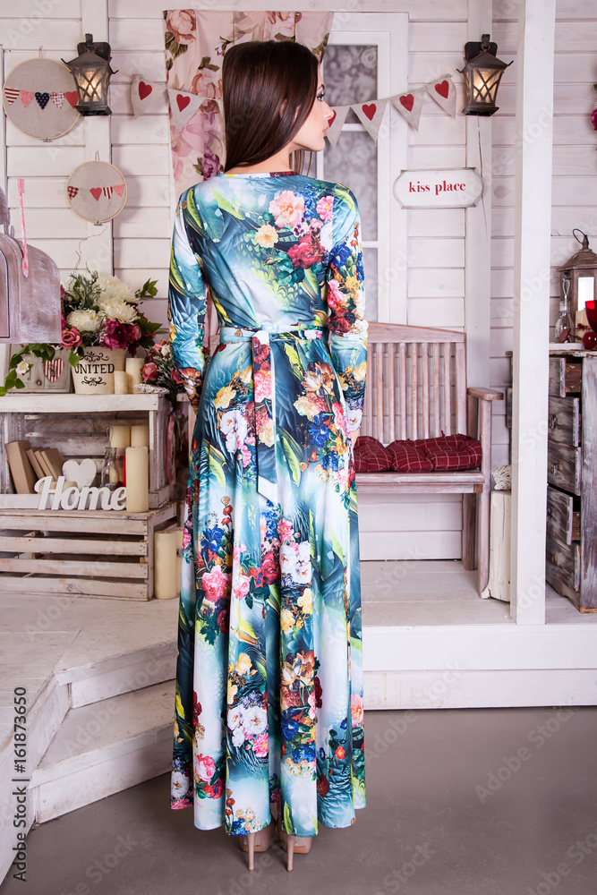 beautiful young girl advertises a dress, a beautiful girl with m beautiful young girl advertises a dress, a beautiful girl with m