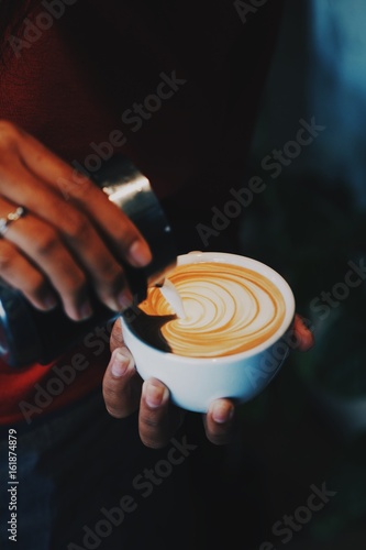 coffee latte art by coffee master 