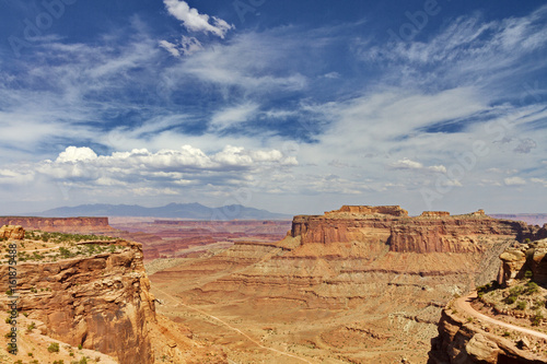 Canyonlands National Park landscape highlights Utah's sky and geology