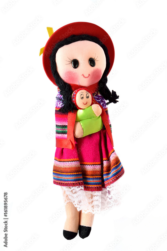 bambola rappresentante indiani Mapuche del Chile