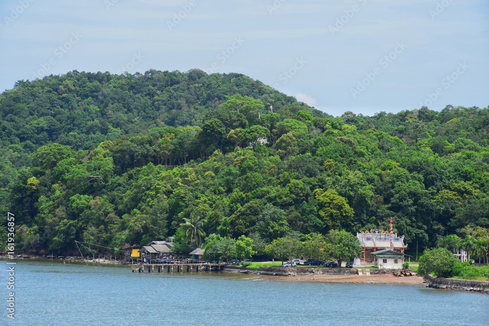 Chinese temple I made photograph from Taksin Maharat Bridge at the Chanthaburi province. Chinese temple I made photograph from Taksin Maharat Bridge at the Chanthaburi province.