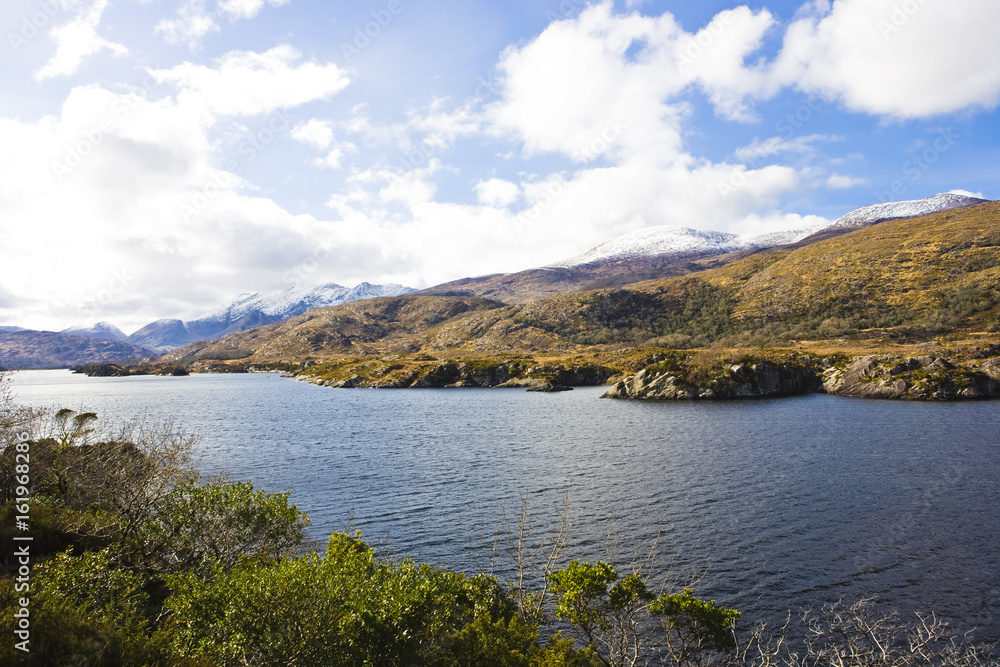 Obraz premium Amazing irish landscape in Killarney National Park, county Kerry, Ireland