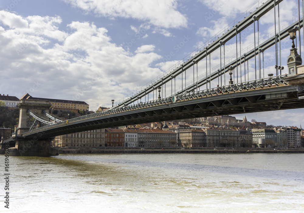 Fototapeta premium Wełtawa i mosty w Pradze