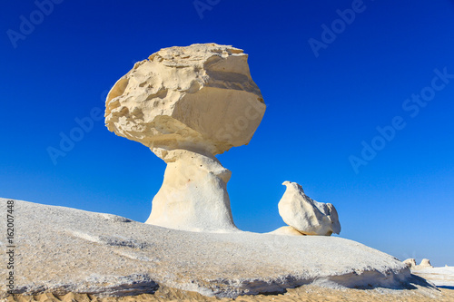 The stunning and beautiful views of the White Desert.