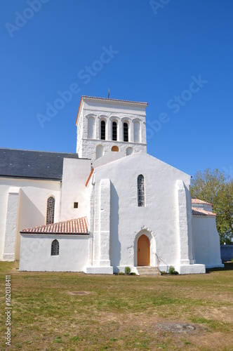 église de saint sauveur de de l'ile d'yeu