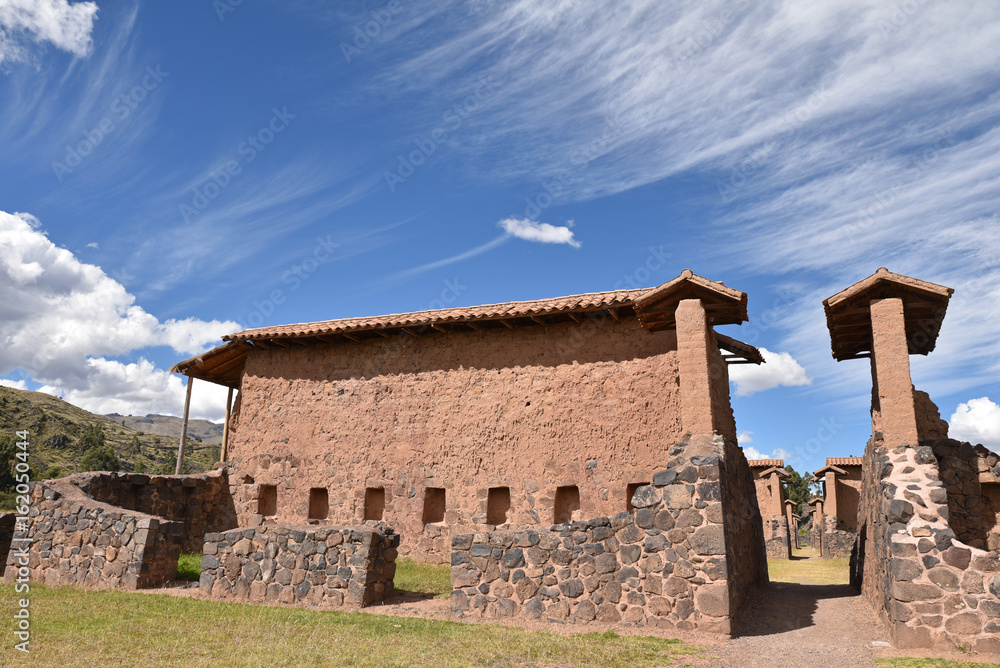 Maison inca sur le site de Raqchi au Pérou