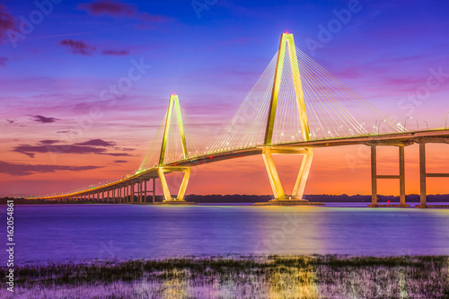 Charleston, Karolina Południowa, USA Most nad rzeką Cooper.