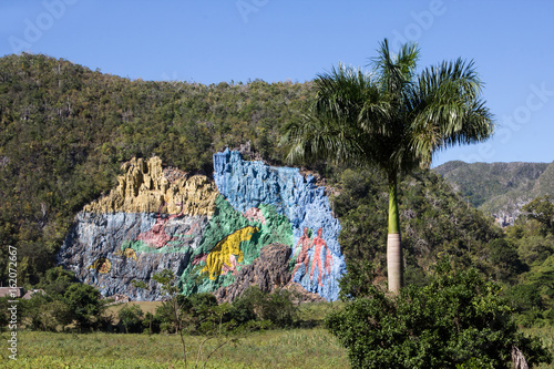 Kuba Vinales Mural de la Prehistoria photo