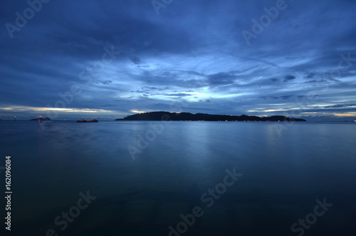 Obraz na płótnie Sunset view in Kota Kinabalu, Sabah w salonie
