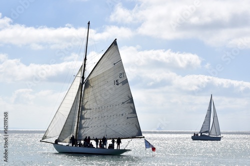 vieux bateaux en navigation