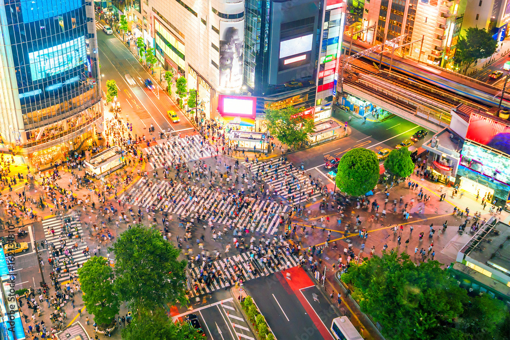 Obraz premium Shibuya Crossing z widoku z góry w Tokio