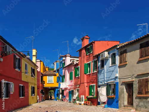 Burano mit seinen farbigen Häusern © Michael Rucker