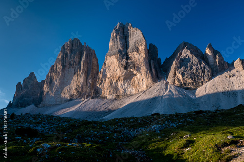 Sonnenaufgang über den drei Zinnen