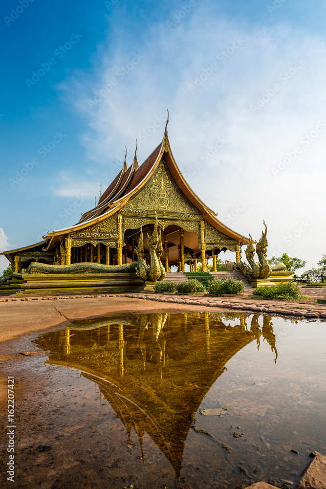 Naklejka premium wat Sirindhorn Wararam Phu Prao temple in Ubon Ratchathani, thailand