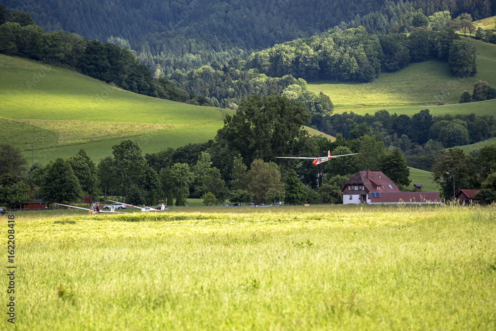 Obraz premium Klub Szybowcowy Schwarzwald