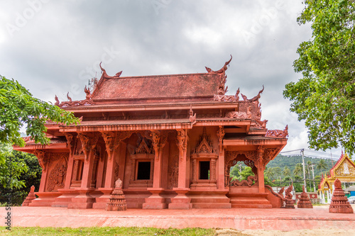 Wallpaper Mural Roter Tempel Wat Sila Ngu
 Torontodigital.ca