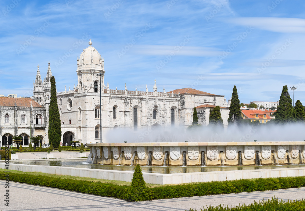 Fountain on the Imperial Square in front of the Jeronimos Monastery or Hieronymites Monastery. Belem, Lisbon, Portugal.