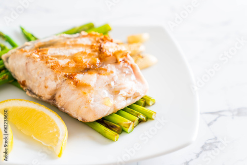 Photography grilled snapper fish steak