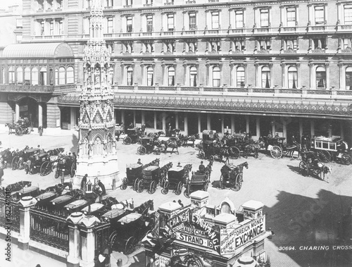 Canvas Print Charing Cross Forecourt. Date: 1890s