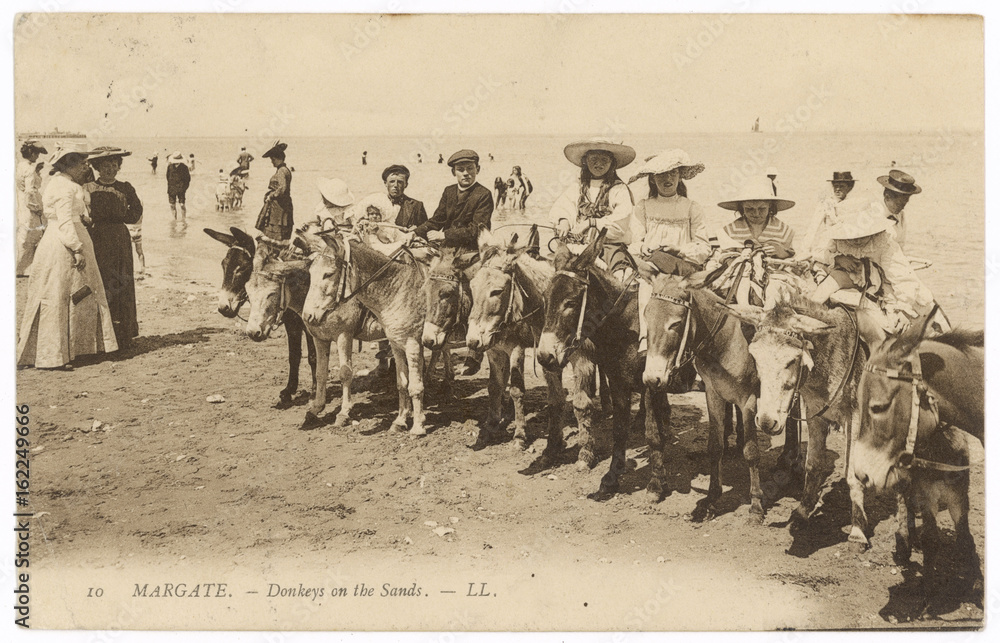 Fototapeta Donkey rides Margate. Date: 1905