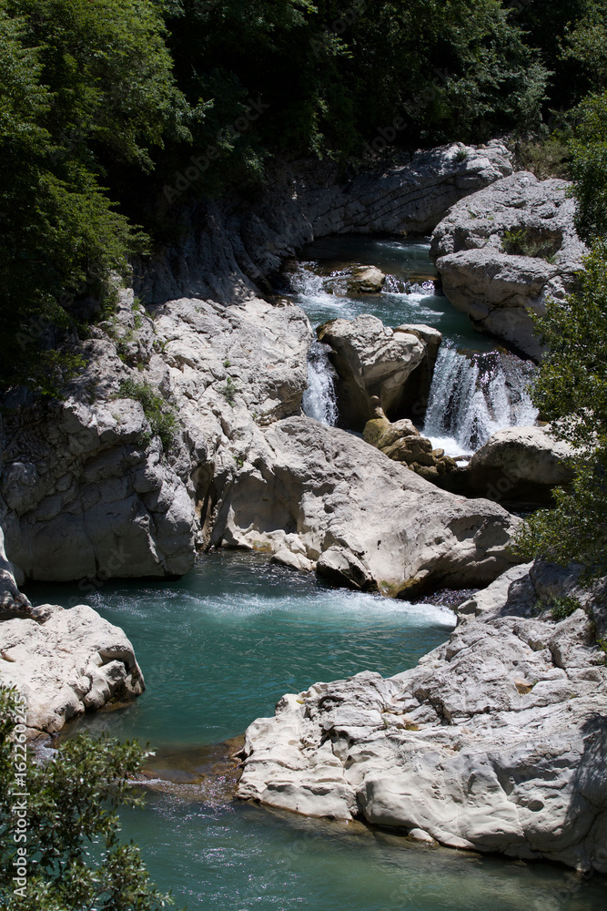 cascata cascata