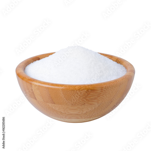 Φωτογραφία wooden bowl with sugar isolated on white