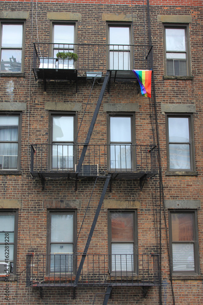 Naklejka premium NYC Fire Escape Pride Flag