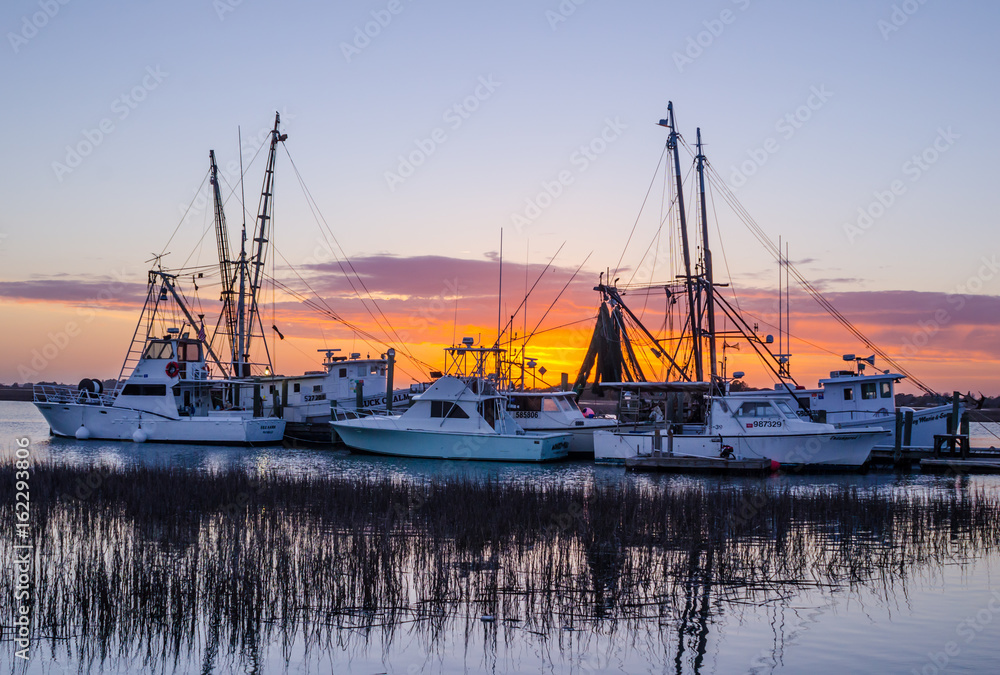 Obraz premium Tylko kilka łodzi