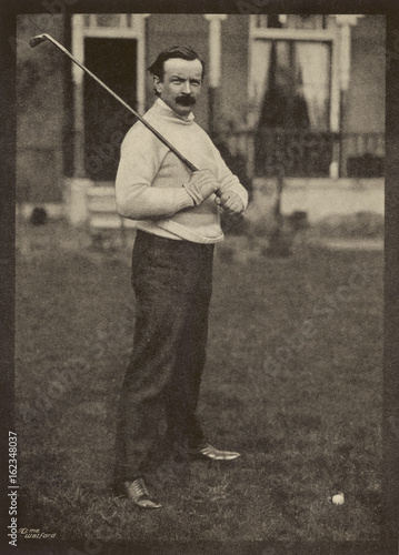 Foto Lloyd George Golfing. Date: 1912