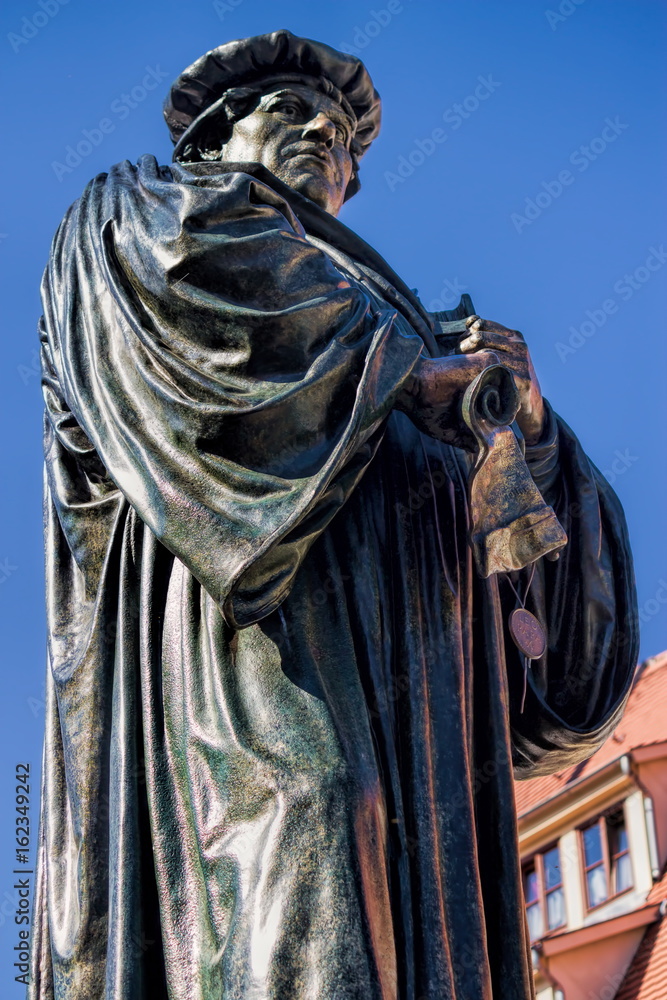 Obraz premium Eisleben, Luther-Denkmal